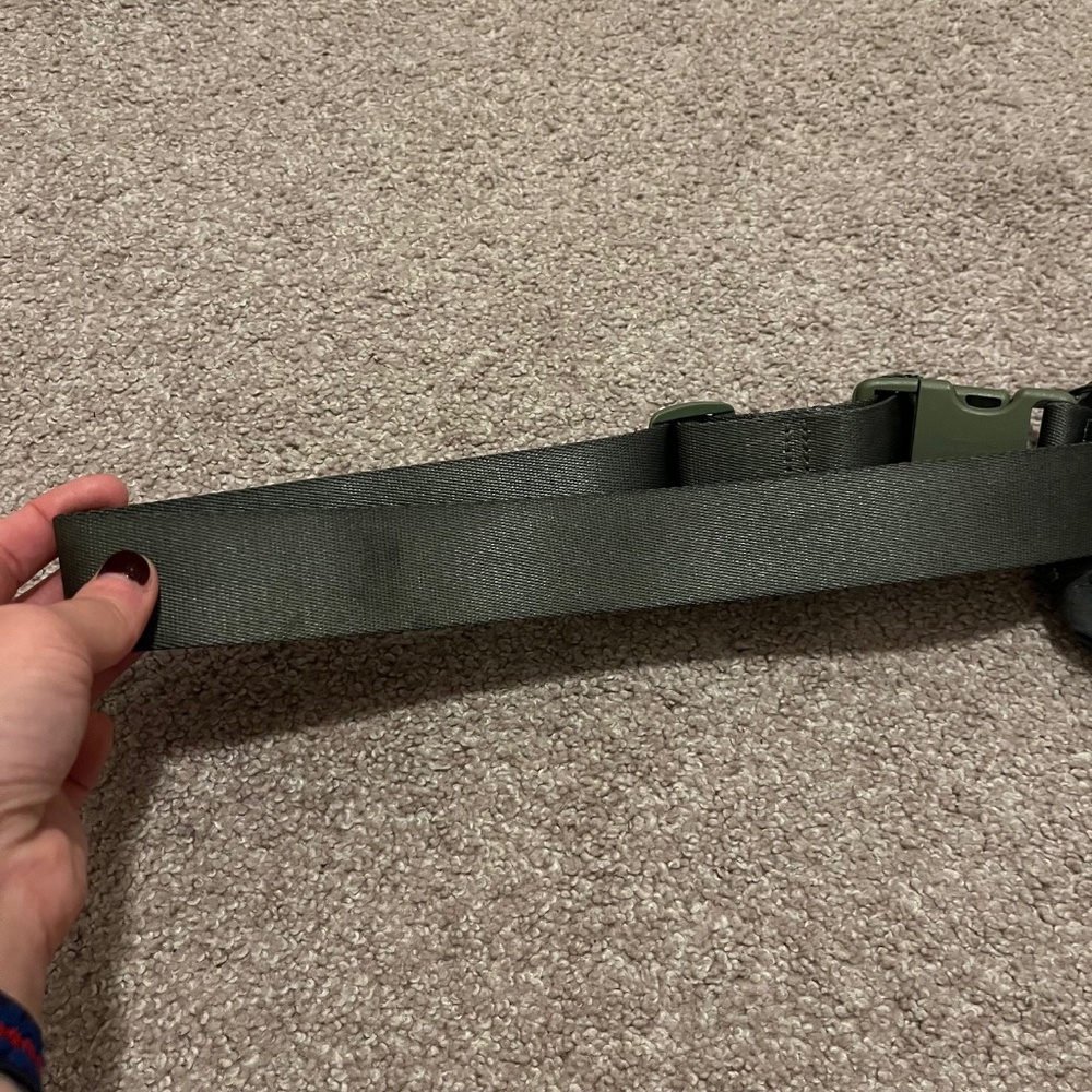 Lululemon Everywhere 1L Belt Bag in RARE Aquila Green Twill Multi - Picture 7 of 8
